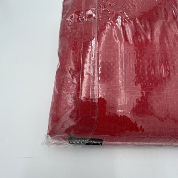 New - Tobin Home Fashions Holiday Fabric Tablecloth 60 x 102” Oval - Picture 11 of 16